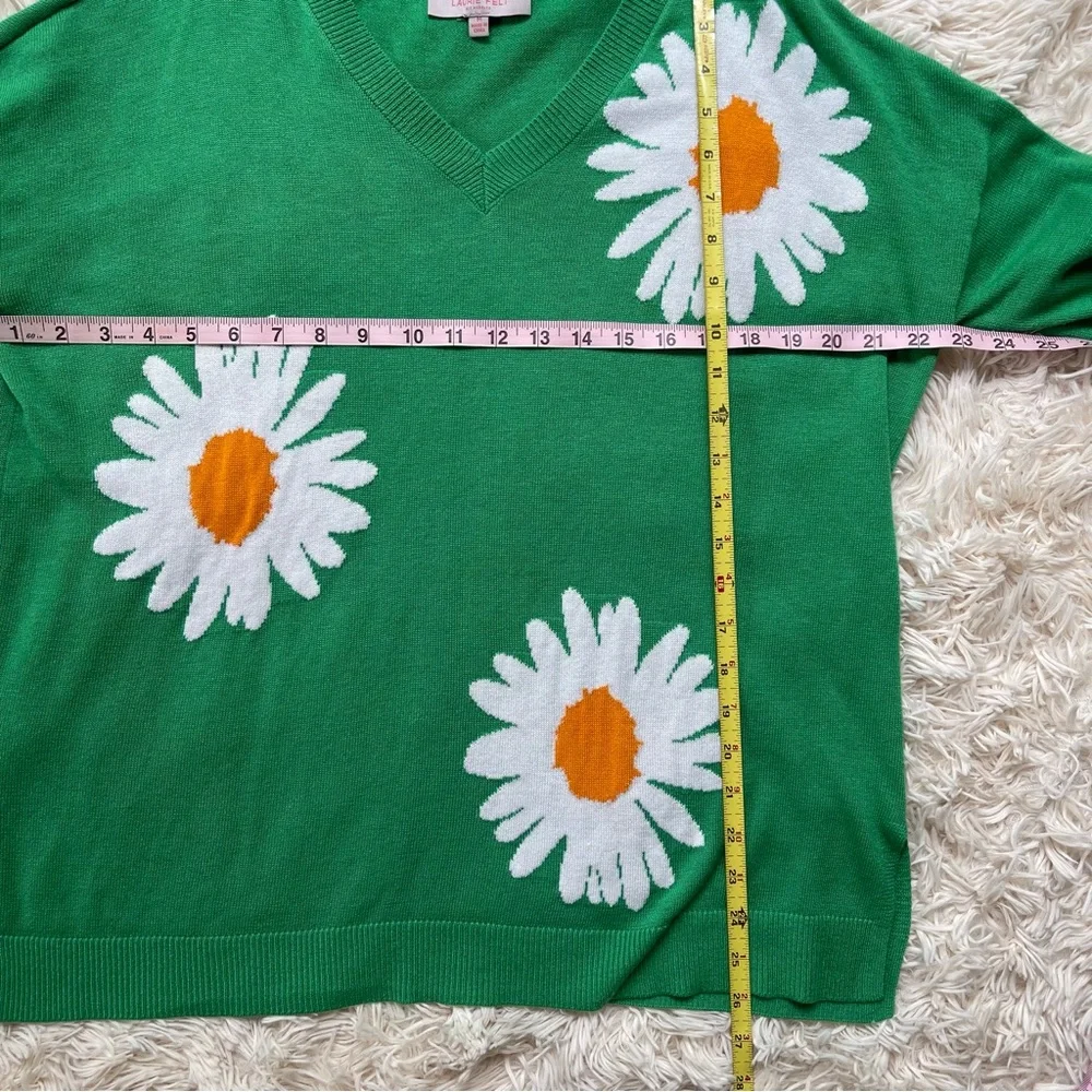 Laurie Felt Cashmere Blend Daisy Print Sweater Green long sleeve size M - Picture 8 of 10